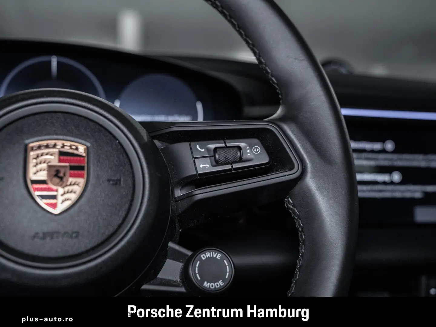 PORSCHE Macan 4 PASM Panorama 21 Zoll Sport Sound
