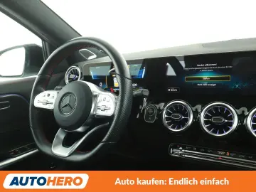 MERCEDES-BENZ GLA 45 AMG 4Matic Aut. LED NAVI TEMPO PDC SHZ