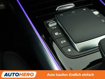 MERCEDES-BENZ GLA 45 AMG 4Matic Aut. LED NAVI TEMPO PDC SHZ