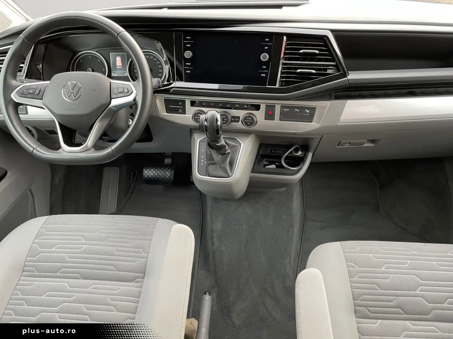 VW T6.1 California 2.0 TDI DSG 4Motion Coast AHK DC