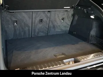 PORSCHE Macan Rückfahrkamera Panorama BOSE nur 15.990 km