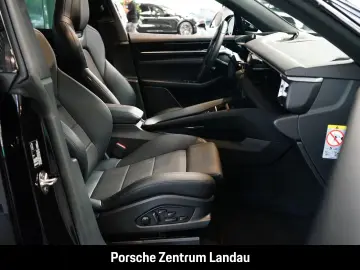 PORSCHE Macan Rückfahrkamera Panorama BOSE nur 15.990 km