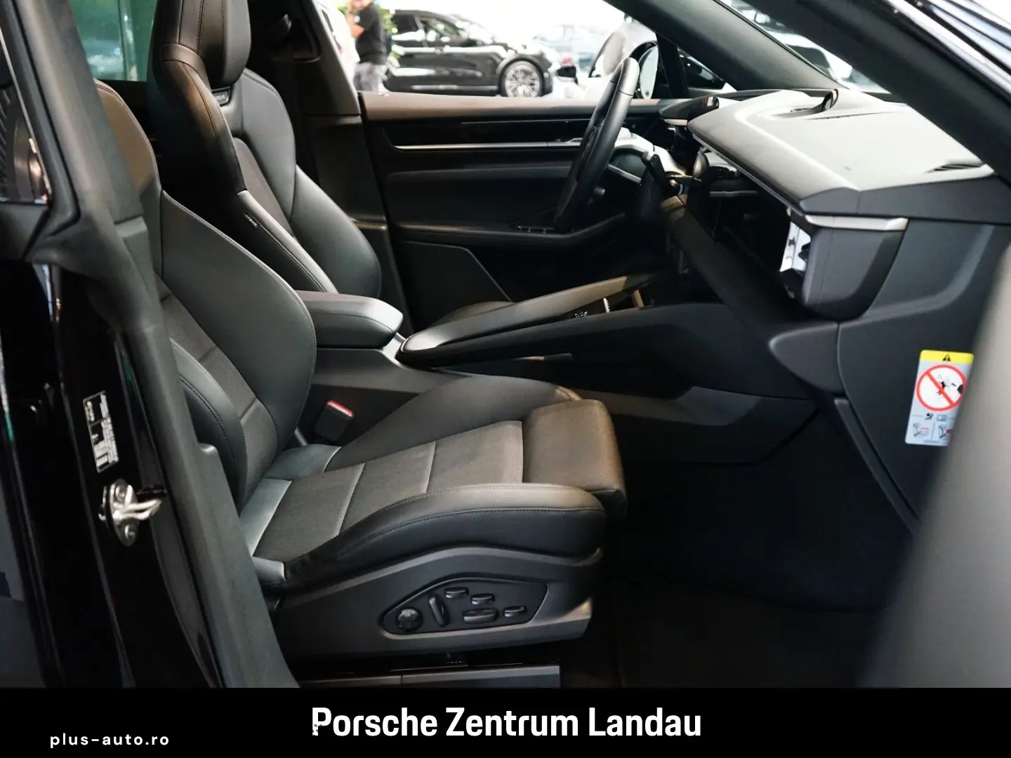 PORSCHE Macan Rückfahrkamera Panorama BOSE nur 15.990 km