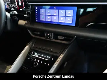 PORSCHE Macan Rückfahrkamera Panorama BOSE nur 15.990 km
