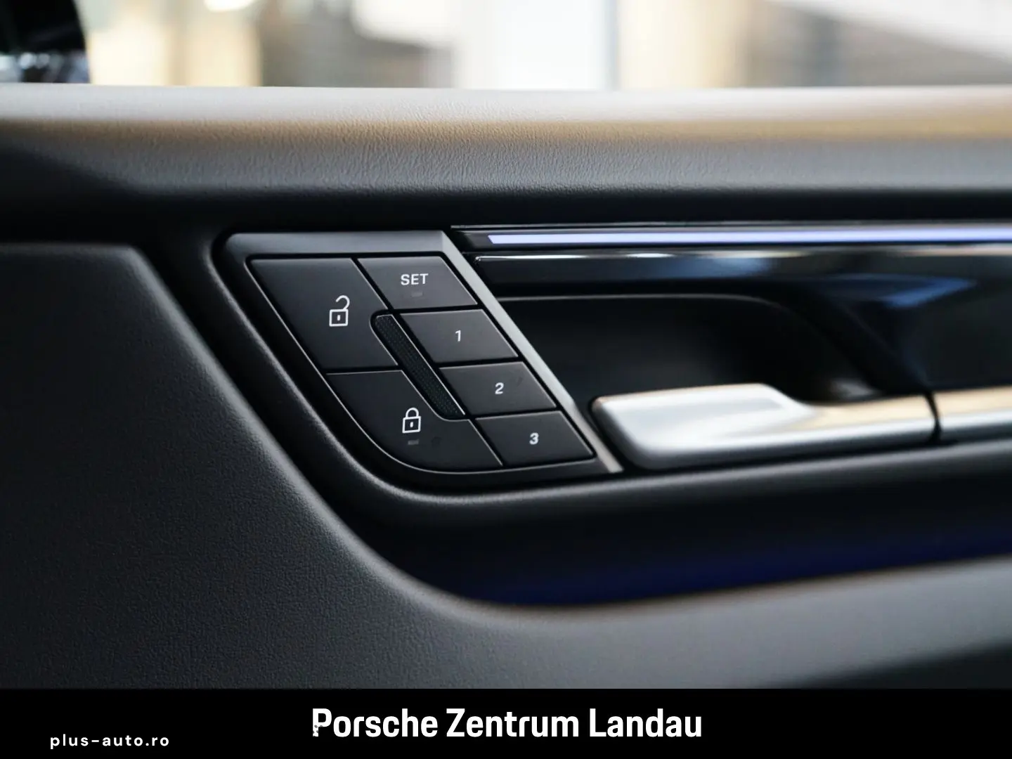 PORSCHE Macan Rückfahrkamera Panorama BOSE nur 15.990 km