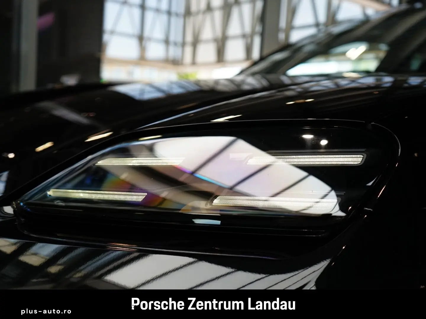 PORSCHE Macan Rückfahrkamera Panorama BOSE nur 15.990 km