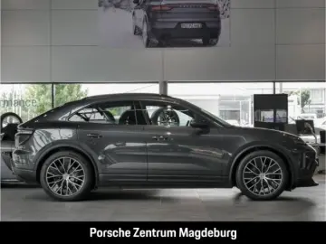 PORSCHE Macan  PANORAMA PRIVACY SURROUND VIEW