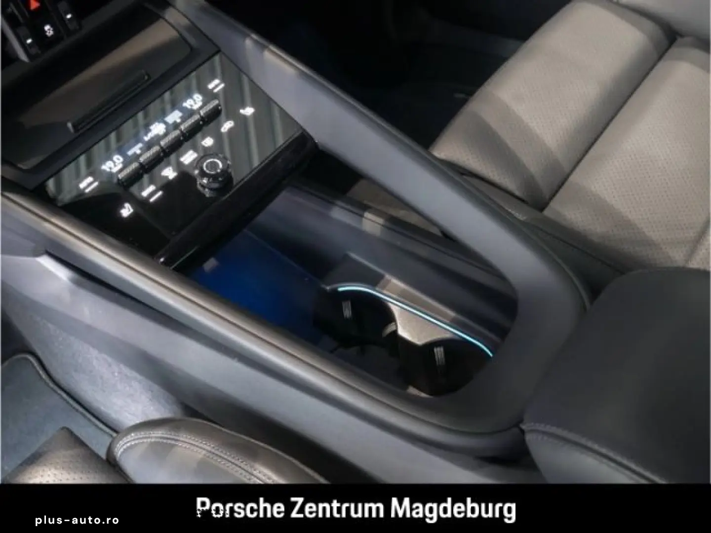 PORSCHE Macan  PANORAMA PRIVACY SURROUND VIEW