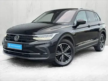 VW Tiguan 1.5 TSI  ACTIVE   NAVI LED KAMERA