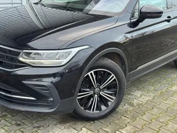 VW Tiguan 1.5 TSI  ACTIVE   NAVI LED KAMERA