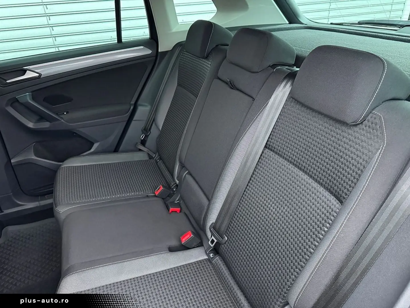 VOLKSWAGEN Tiguan 2022 — imagine 10