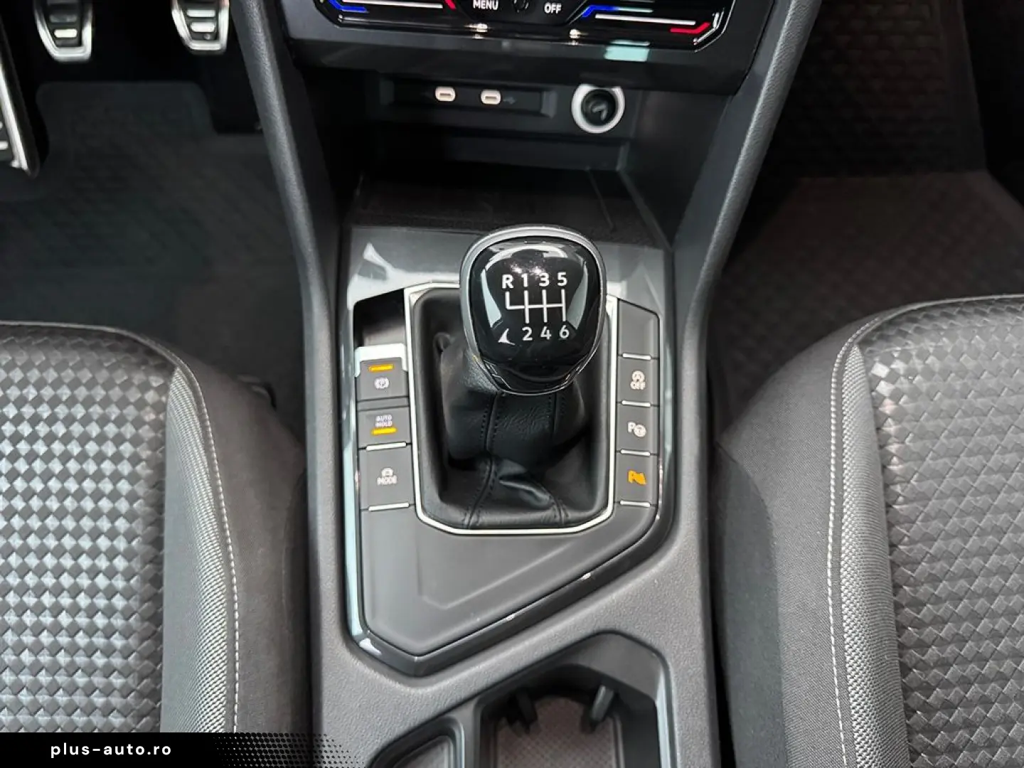 VOLKSWAGEN Tiguan 2022 — imagine 13