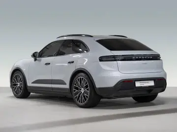 PORSCHE Macan Electric PASM Panorama Lenkradheizung