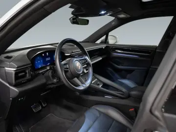 PORSCHE Macan Electric PASM Panorama Lenkradheizung