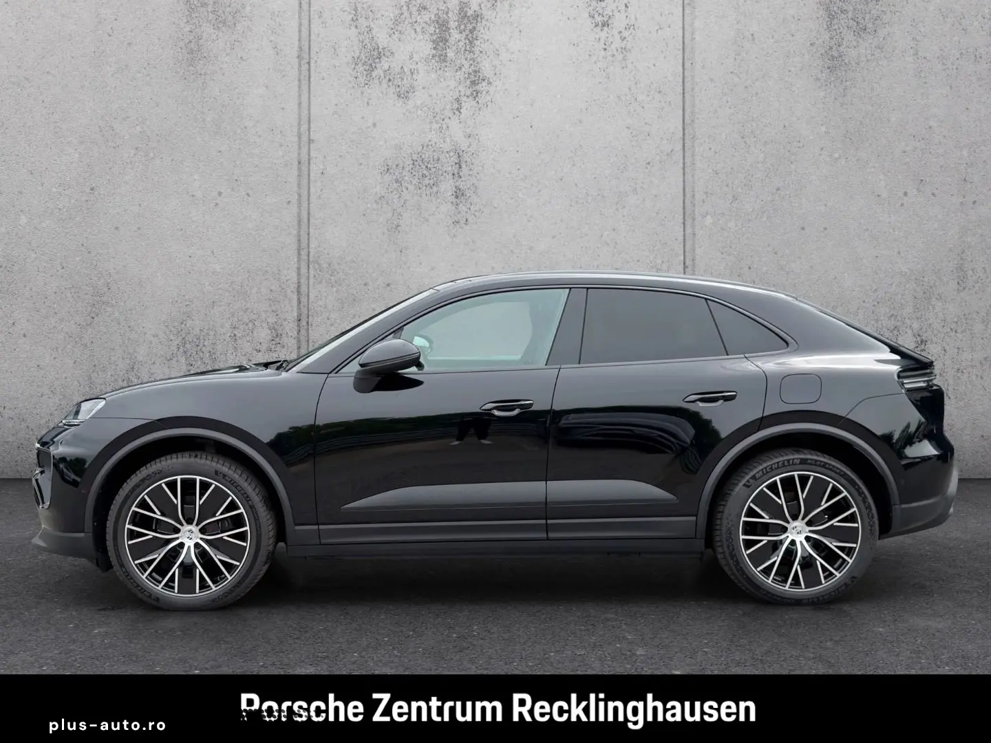 PORSCHE Macan 4 InnoDrive LED-Matrix Luftfederung BOSE