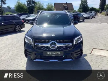 MERCEDES-BENZ GLB 250 4M AMG AHK Distr. LED Navi PDC Keyless