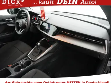 AUDI A3 LIMO 30d   NAVI VIRTUAL LED MFL SERVICE NEU