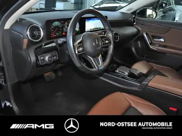 MERCEDES-BENZ A 200 d LED PDC LM TEMPOMAT