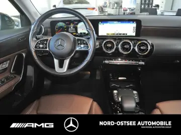 MERCEDES-BENZ A 200 d LED PDC LM TEMPOMAT