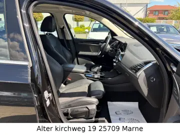 BMW X3 xDrive 30i xLine LED NAVI PDC SHZ TÜV 1HAND