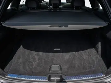 MERCEDES-BENZ 4M GLC200 AMG-LINE PRE  Burmester Ventil 360