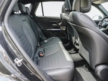 MERCEDES-BENZ 4M GLC200 AMG-LINE PRE  Burmester Ventil 360