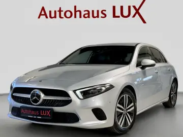 MERCEDES-BENZ A 200 DIESEL LED 1HAND AMBIENTE CARBON…