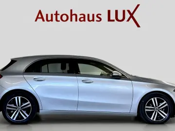 MERCEDES-BENZ A 200 DIESEL LED 1HAND AMBIENTE CARBON…