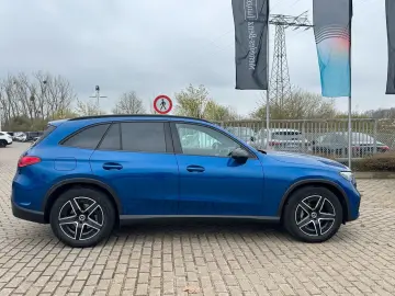 MERCEDES-BENZ GLC 300d 4M AMG Ventilation 360 Burmester