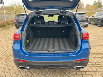 MERCEDES-BENZ GLC 300d 4M AMG Ventilation 360 Burmester