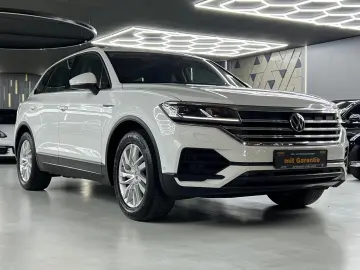 VW Touareg 4Motion 3.0 TSI PANO LED VIRTUAL LUFT CA