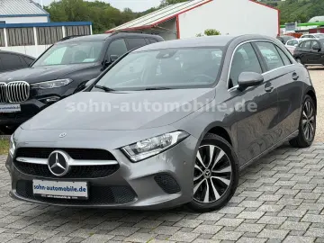 MERCEDES-BENZ A 180 Progressive Wides Leder Navi Kam…