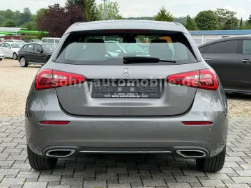 MERCEDES-BENZ A 180 Progressive Wides Leder Navi Kam…