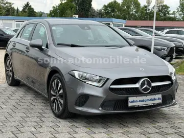 MERCEDES-BENZ A 180 Progressive Wides Leder Navi Kam…