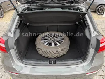 MERCEDES-BENZ A 180 Progressive Wides Leder Navi Kam…
