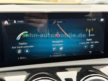 MERCEDES-BENZ A 180 Progressive Wides Leder Navi Kam…
