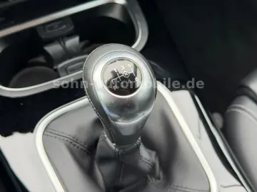 MERCEDES-BENZ A 180 Progressive Wides Leder Navi Kam…
