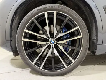 BMW X5 xDrive40i M Sportpaket Luftfeder AHK Standhzg