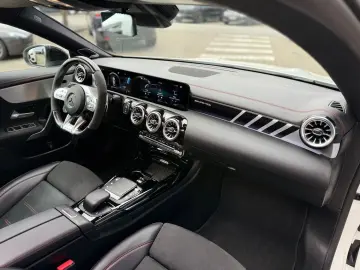 MERCEDES-BENZ CLA 45 AMG S 4M NIGHT PANO BURM LED 360