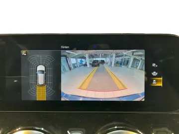 MERCEDES-BENZ B 180 AMG AMG MBUX Wide Cam LED Navi A…