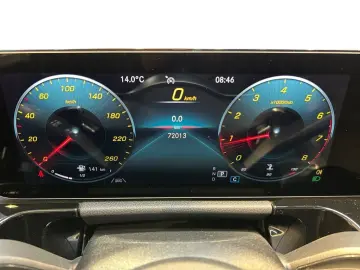 MERCEDES-BENZ B 180 AMG AMG MBUX Wide Cam LED Navi A…
