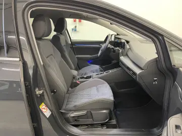 VW Golf VIII 1.5 TSI Style LED ACC R-KAM SpurH  AHK