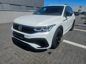 VW Tiguan R Line BLACK PANO LEDER HUD MEM CAM