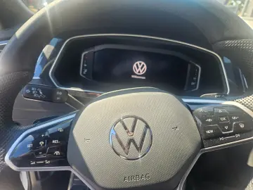 VW Tiguan R Line BLACK PANO LEDER HUD MEM CAM