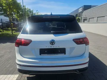 VW Tiguan R Line BLACK PANO LEDER HUD MEM CAM