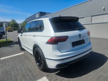 VW Tiguan R Line BLACK PANO LEDER HUD MEM CAM