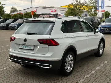 VW Tiguan Elegance e-Hybrid R-Kam AHK ACC Matrix