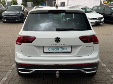 VW Tiguan Elegance e-Hybrid R-Kam AHK ACC Matrix