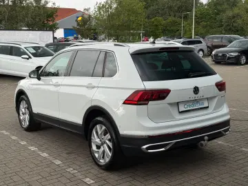 VW Tiguan Elegance e-Hybrid R-Kam AHK ACC Matrix