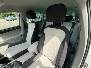 VW Tiguan Elegance e-Hybrid R-Kam AHK ACC Matrix